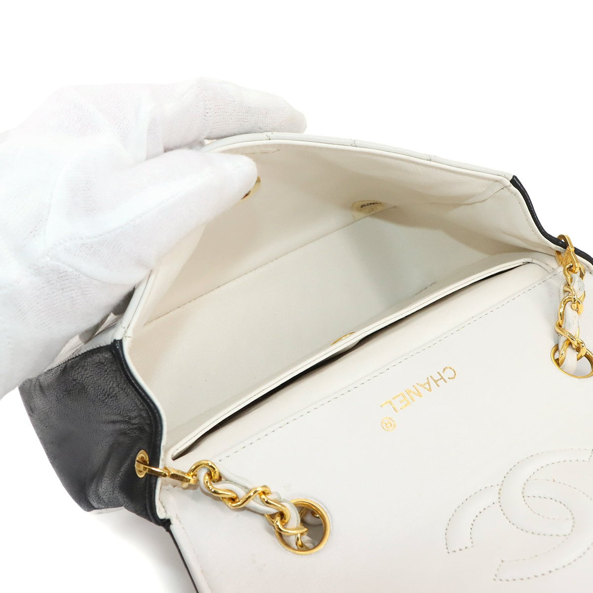 RARE Vintage Chanel Matelassé Medium Black and White Leather Chain Shoulder Bag (1989-1991)