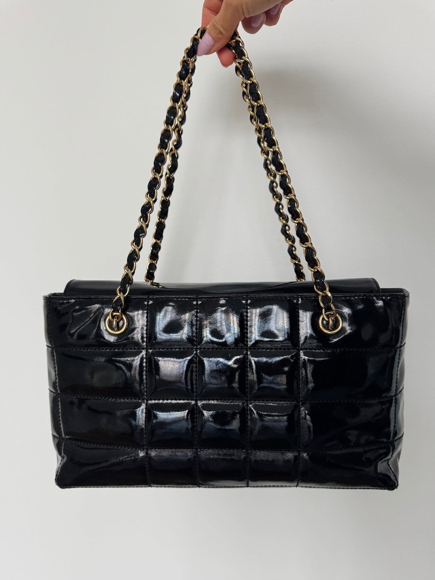 CHANEL Chocolate Bar Black Patent Quilted Leather Bag