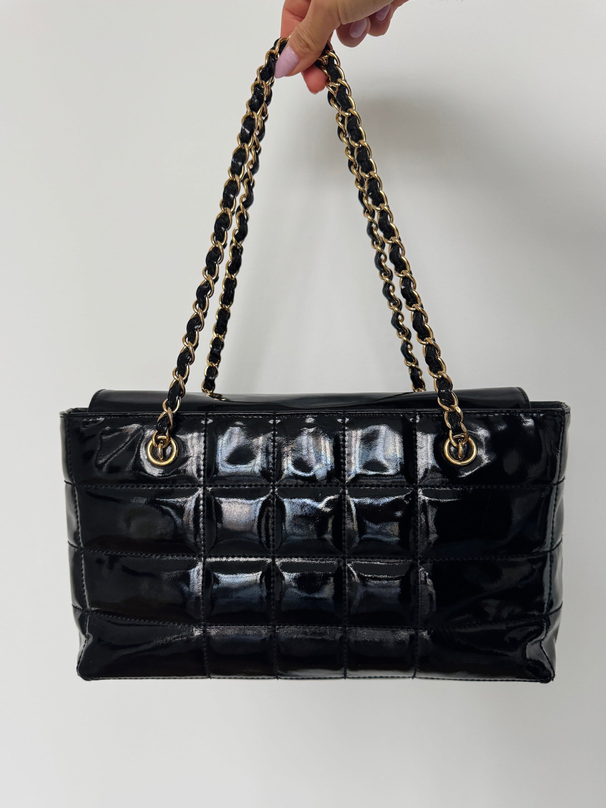 CHANEL Chocolate Bar Black Patent Quilted Leather Bag