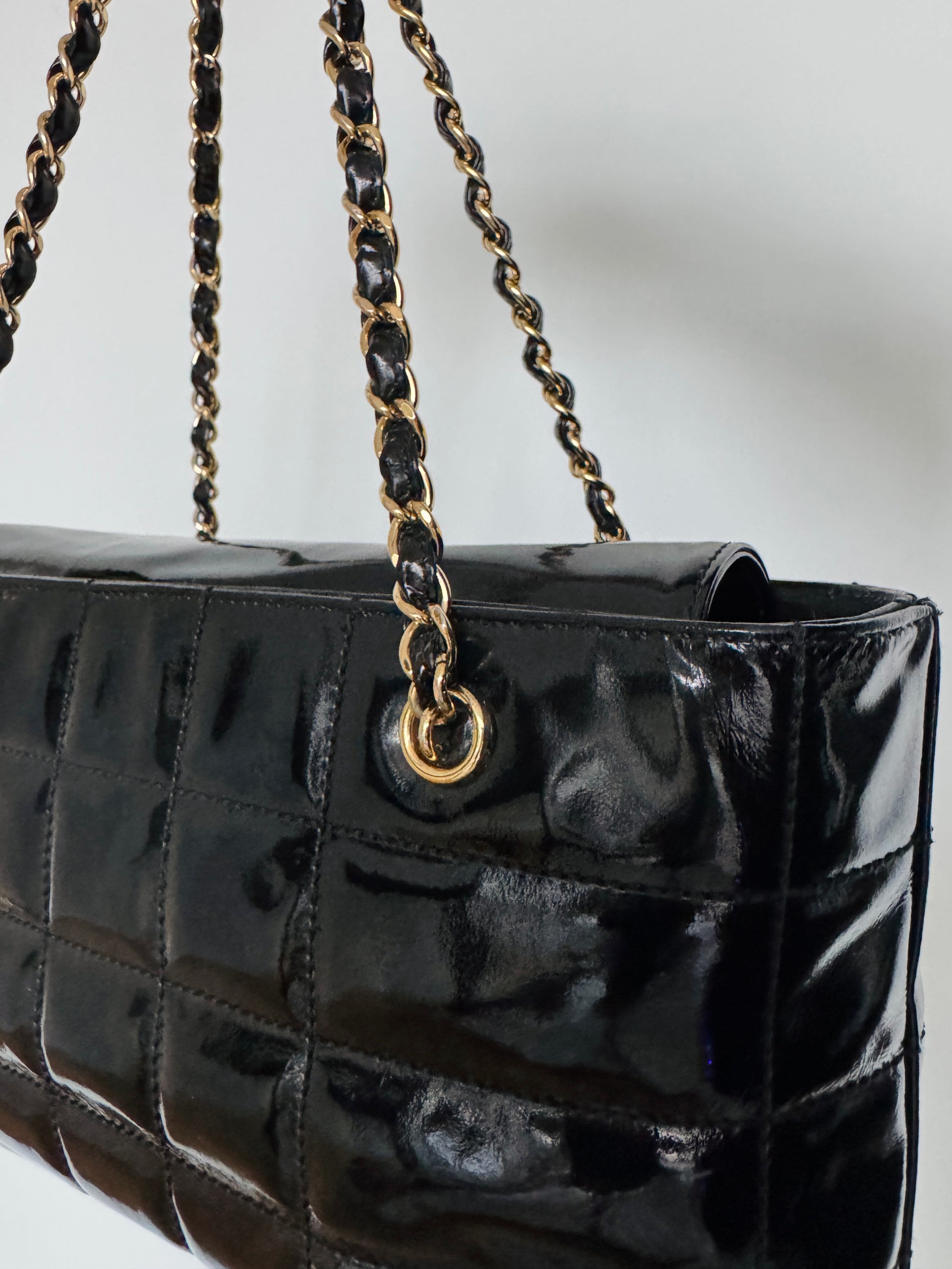 CHANEL Chocolate Bar Black Patent Quilted Leather Bag