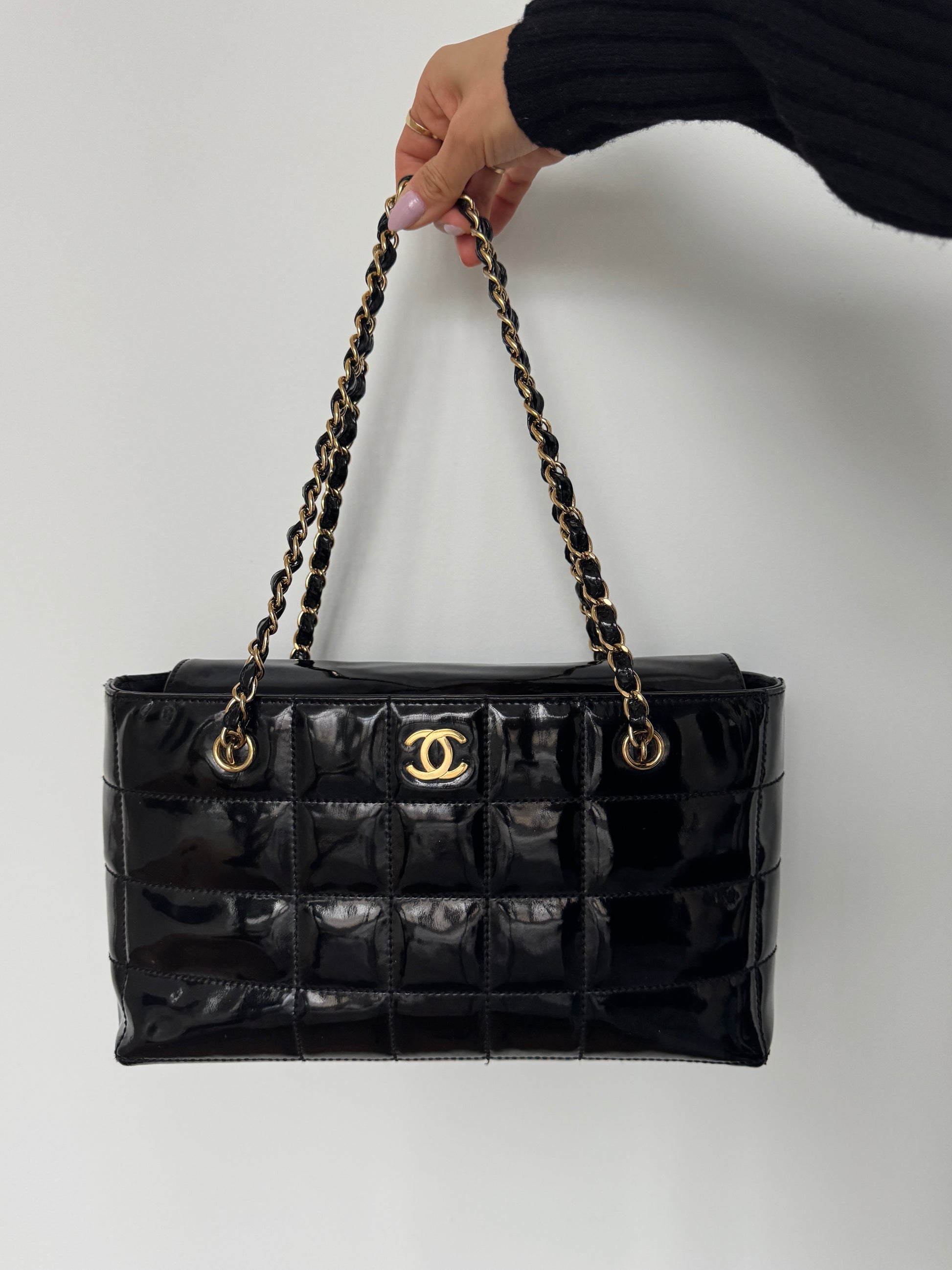 CHANEL Chocolate Bar Black Patent Quilted Leather Bag