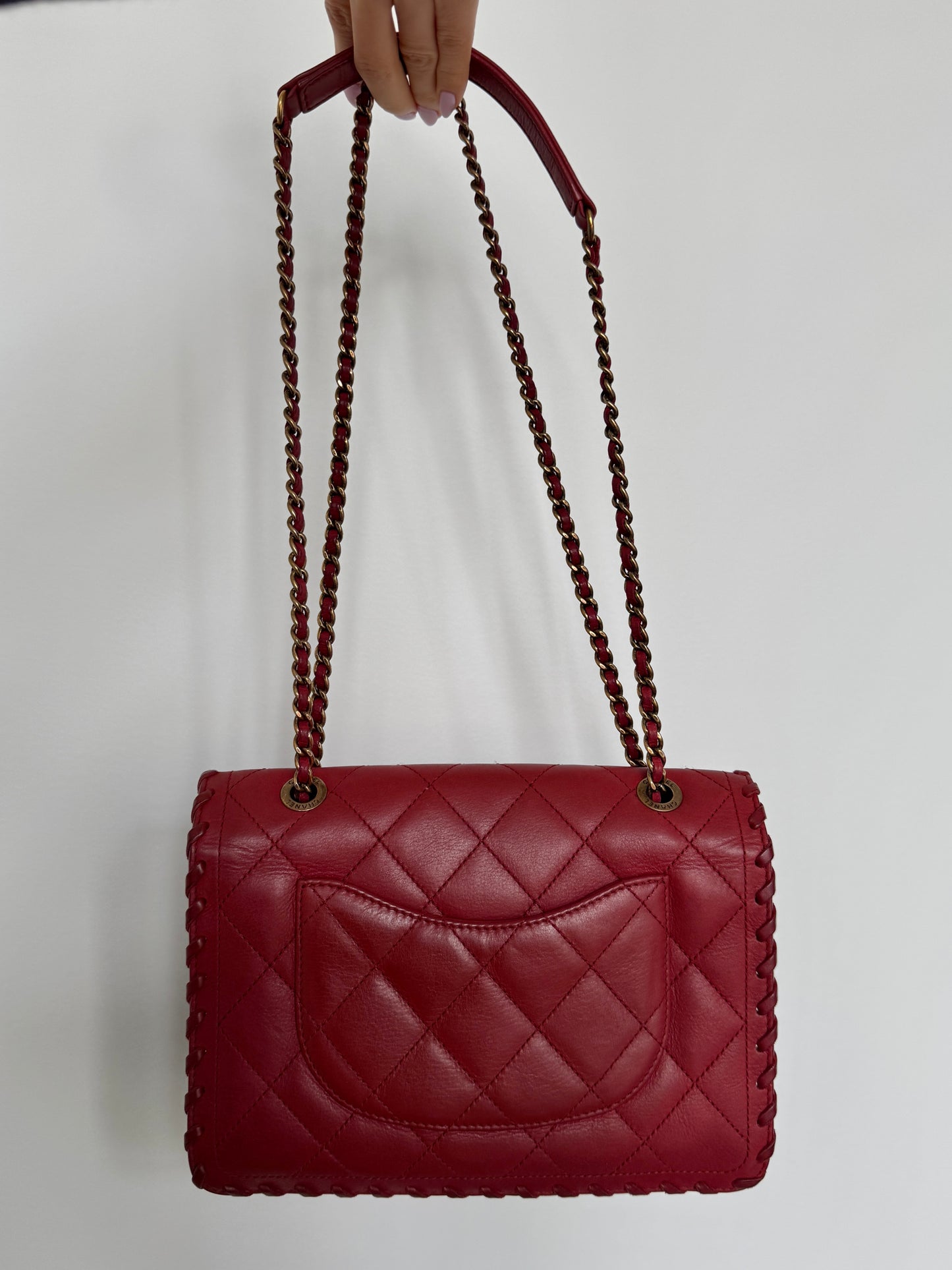 CHANEL Happy Stitch Quilted Red Calfskin Leather Shoulder Bag