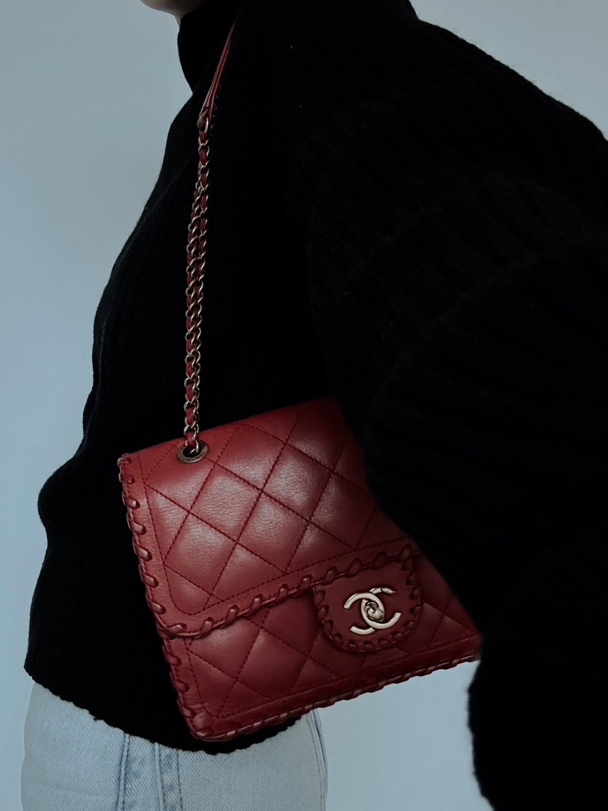 CHANEL Happy Stitch Quilted Red Calfskin Leather Shoulder Bag 