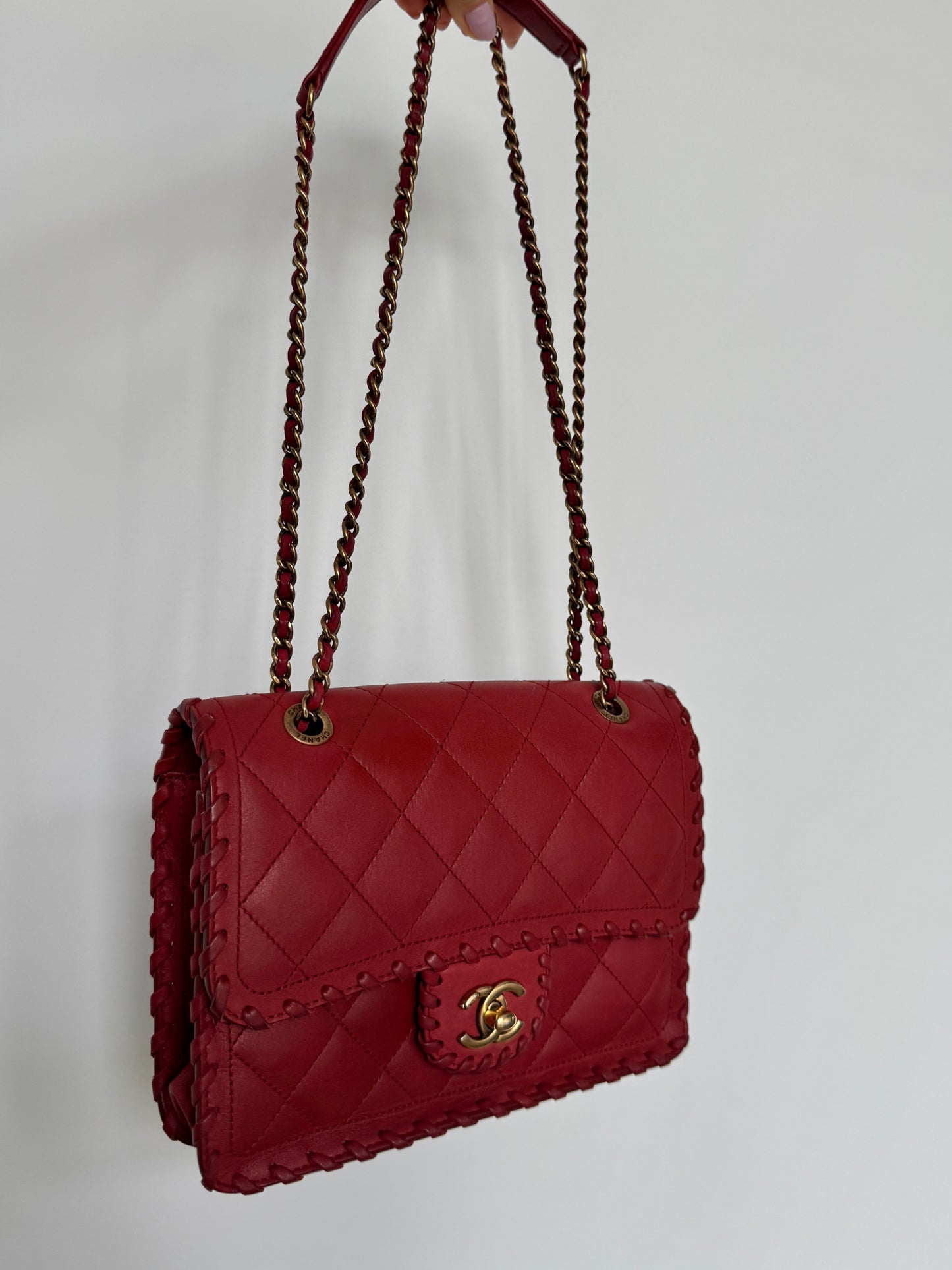 CHANEL Happy Stitch Quilted Red Calfskin Leather Shoulder Bag
