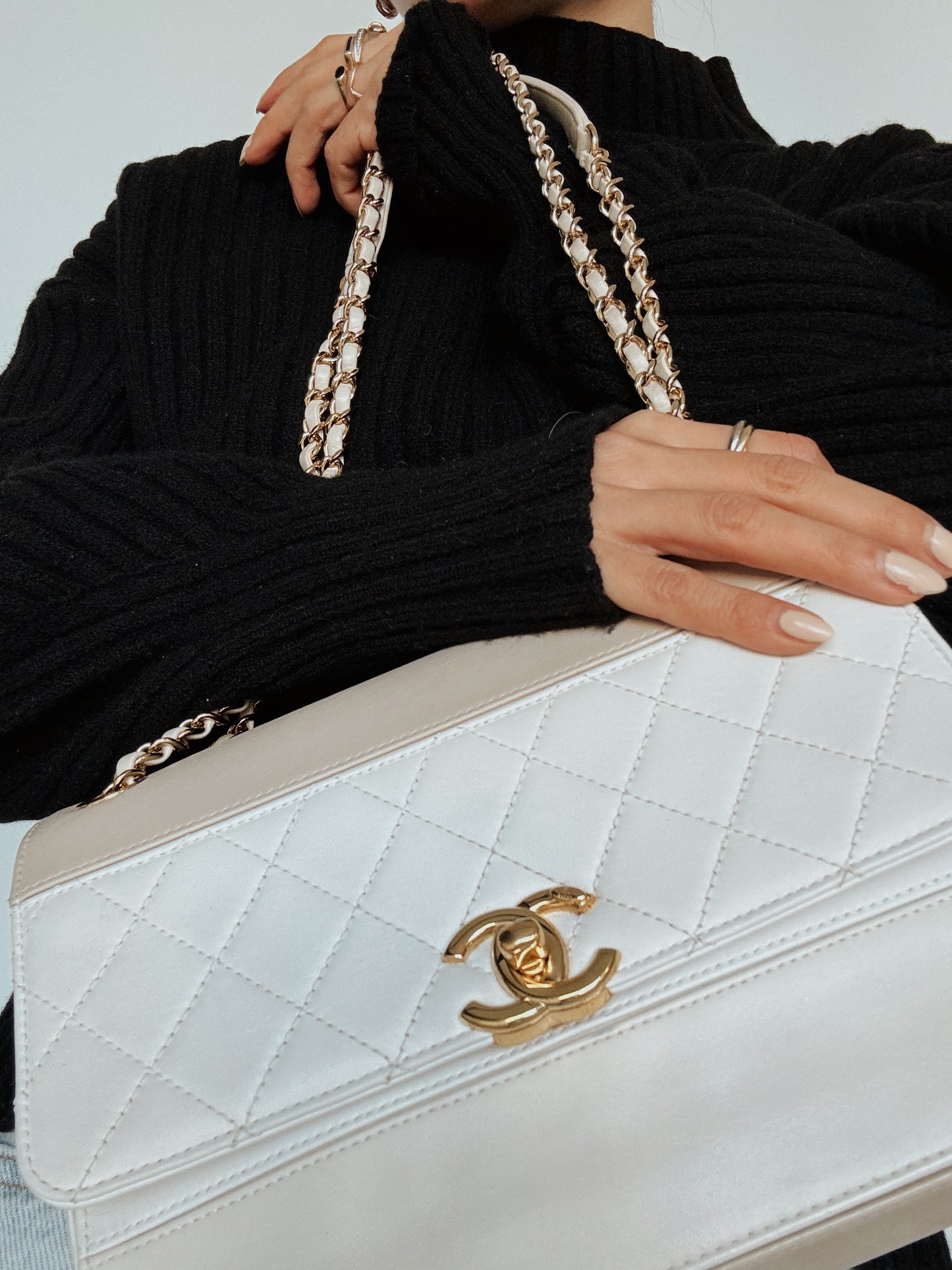 CHANEL Quilted Lambskin Leather Shoulder Bag Ivory Cream Beige 5